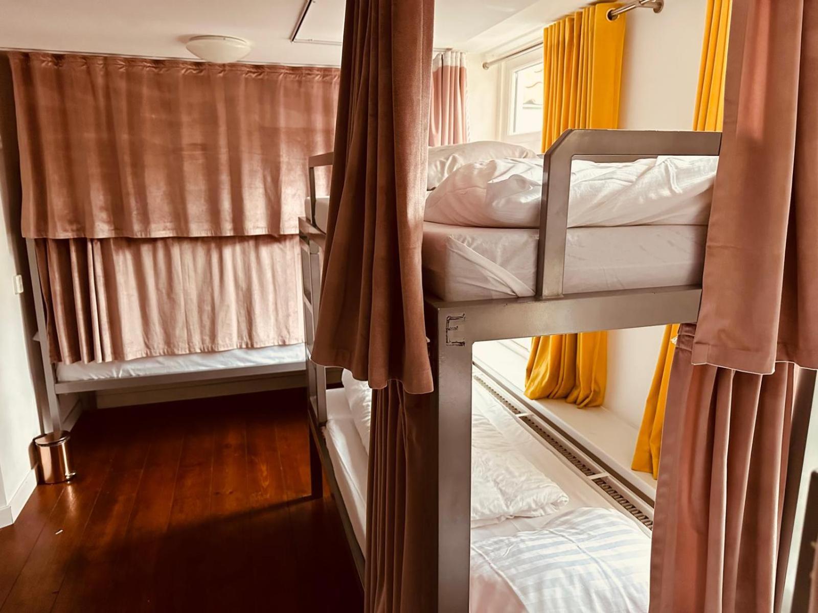 Room Mate Hostel Amsterdam זנדאם מראה חיצוני תמונה