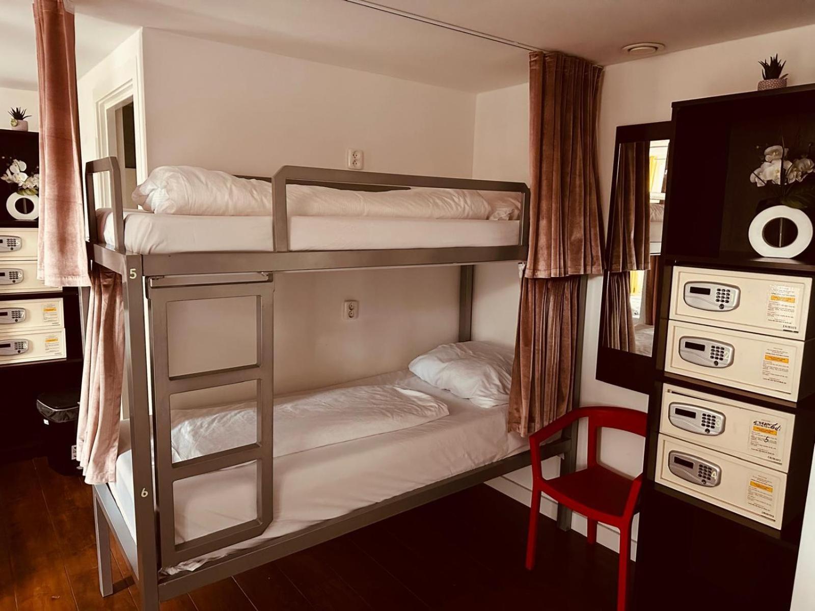 Room Mate Hostel Amsterdam זנדאם מראה חיצוני תמונה