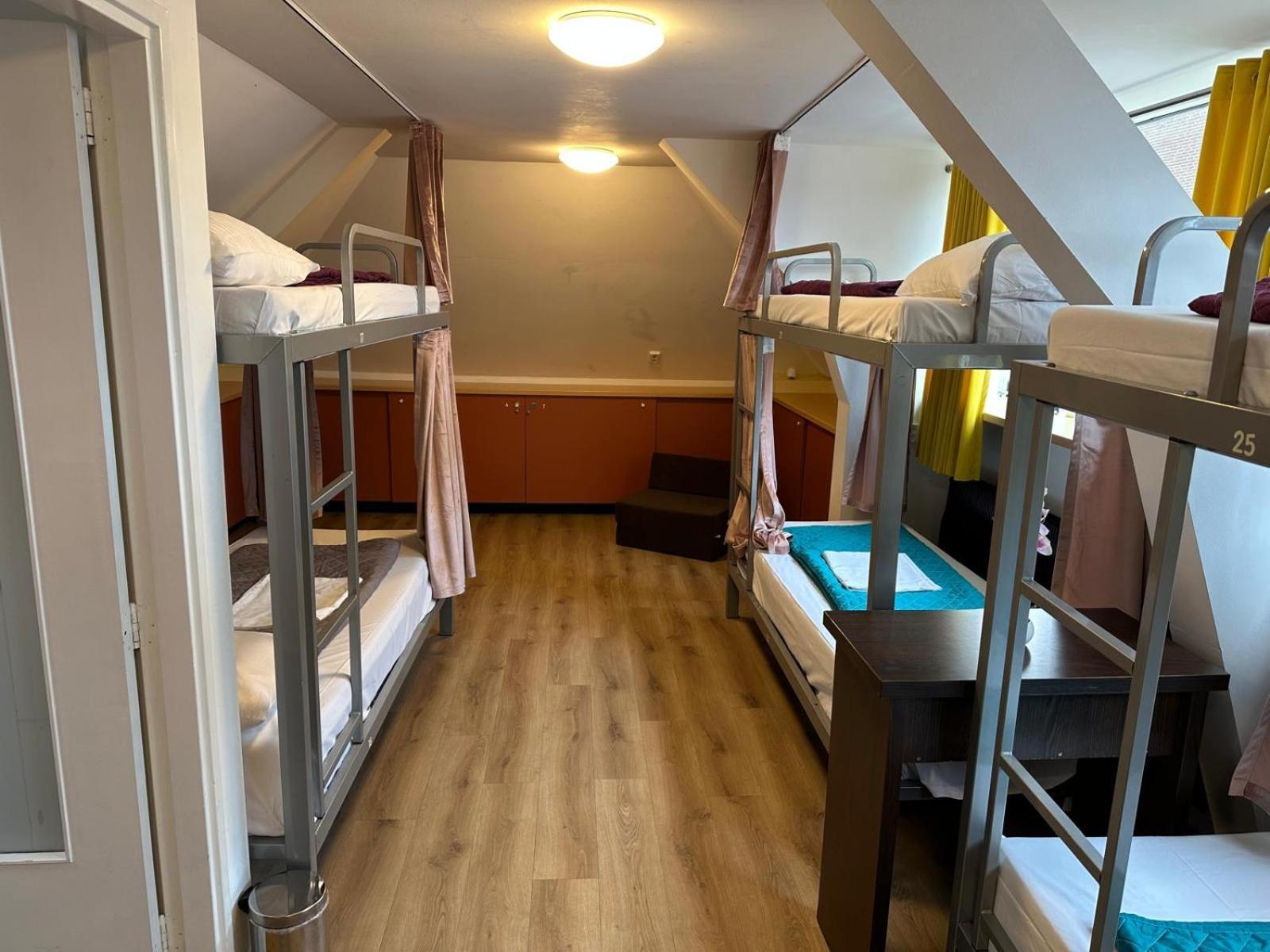 Room Mate Hostel Amsterdam זנדאם מראה חיצוני תמונה